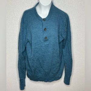 Banana Republic 3-Button 100% Merino Wool Sweater - Like New, Size Large